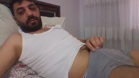 Snapshot of sexyyy_mannn chatting on 12-08-24, 01:47 sexyyy_mannn online show from 12-08-24, 01:47