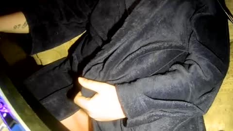 no face online show from 11-11-25, 09:09