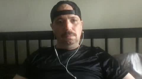 Snapshot of sfgiants1982 chatting on 10-02-25, 10:50 sfgiants1982 online show from 10-02-25, 10:50