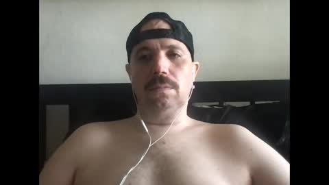Snapshot of sfgiants1982 chatting on 10-04-25, 09:02 sfgiants1982 online show from 10-04-25, 09:02