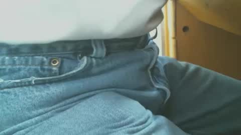 Snapshot of sflgentlman chatting on 05-22-26, 04:12 Bruce online show from 05-22-26, 04:12