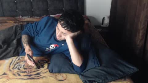 Snapshot of shadow_men_ chatting on 06-27-26, 02:27 james online show from 06-27-26, 02:27