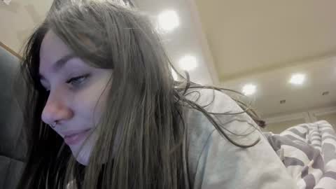 Snapshot of shadow_raffi chatting on 01-14-25, 03:32 shadow_raffi online show from 01-14-25, 03:32