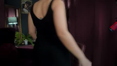 Lily  online show from 10-13-25, 08:53