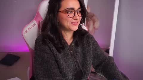 Lily  online show from 11-18-25, 03:49