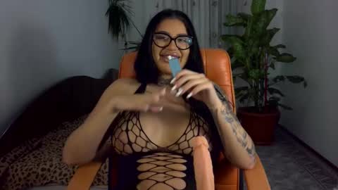 Shadow online show from 09-16-25, 07:04