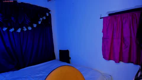 Shaira Clark online show from 04-01-26, 01:17