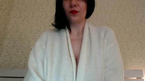 Mila online show from 02-26-25, 12:14