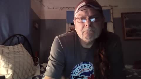 Shake online show from 01-19-26, 02:37