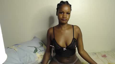 Shaky online show from 10-21-25, 04:41