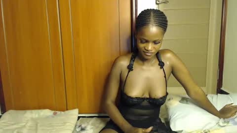 shaky xxx online show from 11-22-25, 02:16