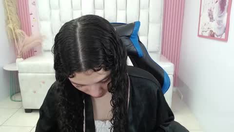 Shalon  online show from 11-29-25, 01:14