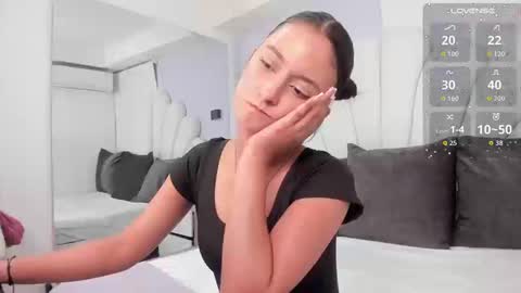 Shamara Thomson online show from 09-23-25, 01:30