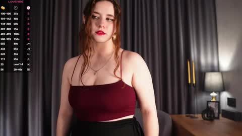 Maya3 online show from 10-31-25, 11:44