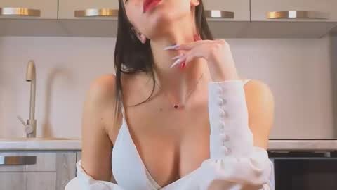 Kim online show from 02-19-25, 08:52