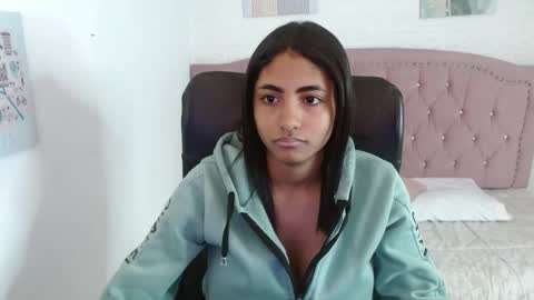 shanelle online show from 10-13-25, 03:06