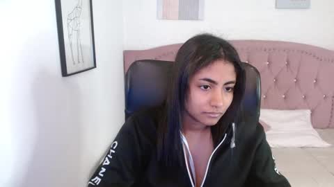 shanelle online show from 10-18-25, 03:09