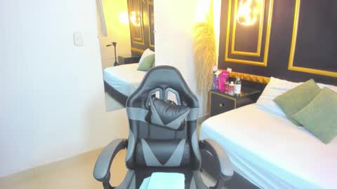 Shanel online show from 02-04-26, 12:33