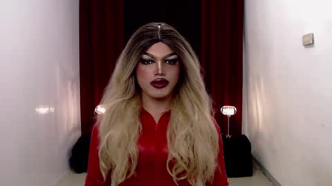 Snapshot of shanex01 chatting on 12-09-24, 10:54 Shane X online show from 12-09-24, 10:54