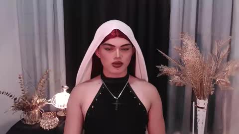 Snapshot of shanex01 chatting on 12-16-25, 06:07 Shane X online show from 12-16-25, 06:07