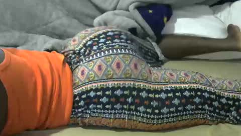 shaniz45 online show from 01-20-25, 06:21