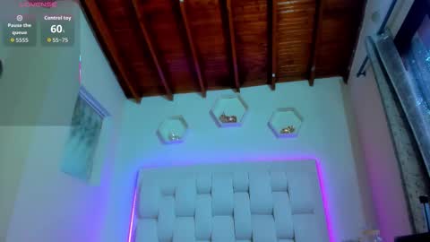 Shana online show from 09-12-25, 02:17