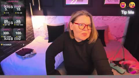 Shannon online show from 11-20-25, 05:29