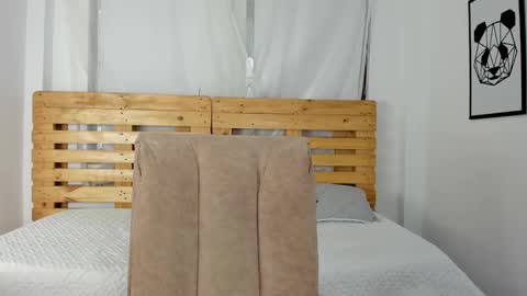 Shantal online show from 09-23-25, 11:57