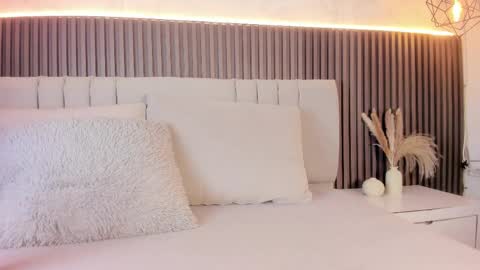 SHANON online show from 11-01-25, 06:21