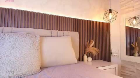 SHANON online show from 12-03-25, 07:12