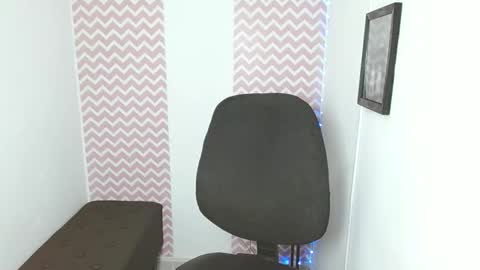 Dayana online show from 02-12-26, 03:51