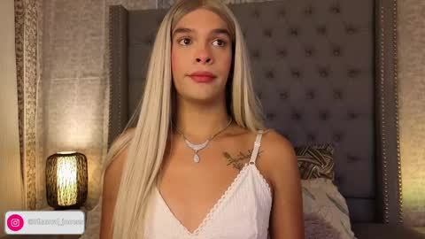 Snapshot of shantaljoness chatting on 10-01-25, 09:54 Shantal Jones online show from 10-01-25, 09:54