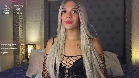 Snapshot of shantaljoness chatting on 11-04-25, 10:09 Shantal Jones online show from 11-04-25, 10:09