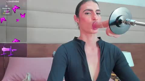  Shantall  online show from 10-04-25, 03:37