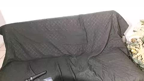 shantal online show from 12-15-25, 04:06