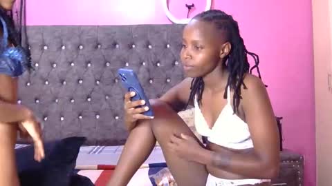 Snapshot of shantel_97 chatting on 03-02-26, 07:09 shantel online show from 03-02-26, 07:09