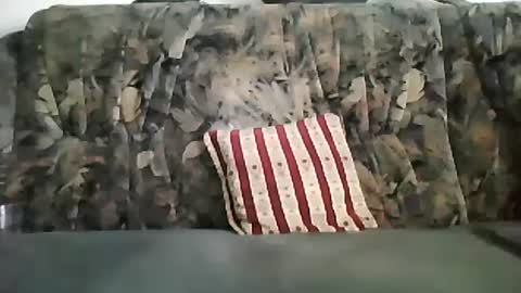 Snapshot of shaomy711 chatting on 01-01-25, 11:38 excelo21 online show from 01-01-25, 11:38