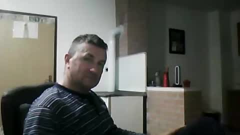 Snapshot of shaomy711 chatting on 01-17-25, 07:05 excelo21 online show from 01-17-25, 07:05