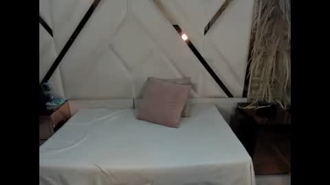 Shara Oz online show from 02-27-26, 02:44