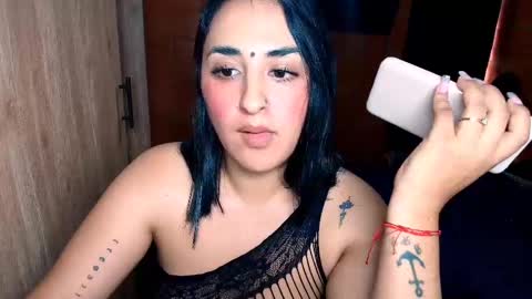 Snapshot of sharain chatting on 02-26-25, 07:38 My real name is bella  Much Gust  online show from 02-26-25, 07:38