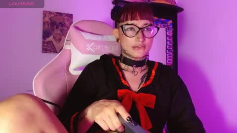 sharaross1 online show from 04-18-26, 02:59