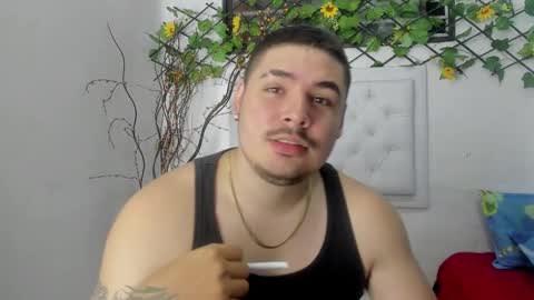 Snapshot of sharkmerlin chatting on 11-07-25, 12:10 jhon deibyd online show from 11-07-25, 12:10