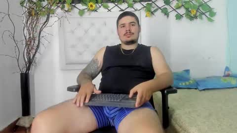 Snapshot of sharkmerlin chatting on 11-17-25, 05:13 jhon deibyd online show from 11-17-25, 05:13