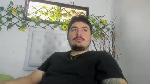 jhon deibyd online show from 12-22-25, 05:43