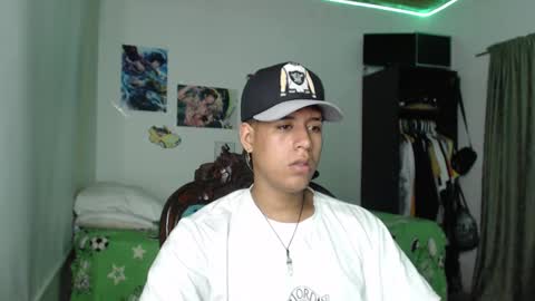 Snapshot of sharky_g chatting on 01-05-25, 11:04 Frqnko online show from 01-05-25, 11:04