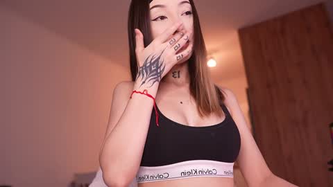 Sharlin  online show from 03-24-26, 12:37