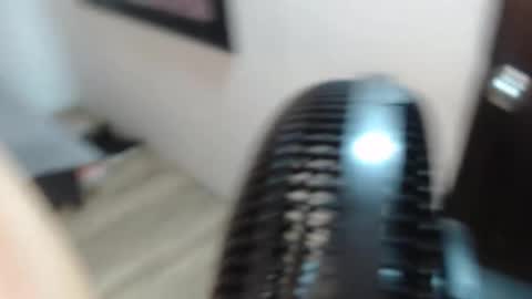 Snapshot of sharlotte__jones chatting on 01-16-25, 09:08 Sara online show from 01-16-25, 09:08