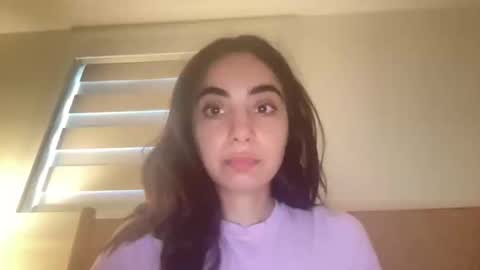 sharnn_b online show from 11-17-25, 06:35