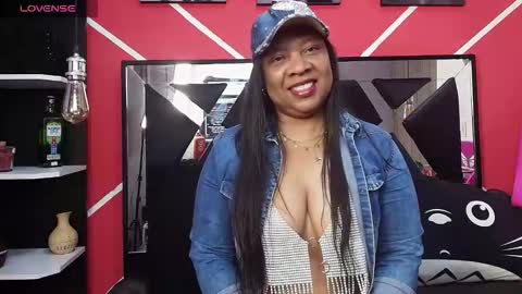 Sharon Noa online show from 02-11-26, 11:26