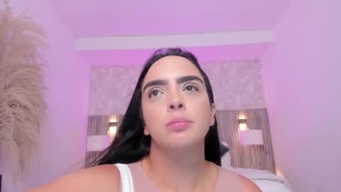 Snapshot of sharon_thompson_ chatting on 09-17-25, 08:21 Sharon online show from 09-17-25, 08:21